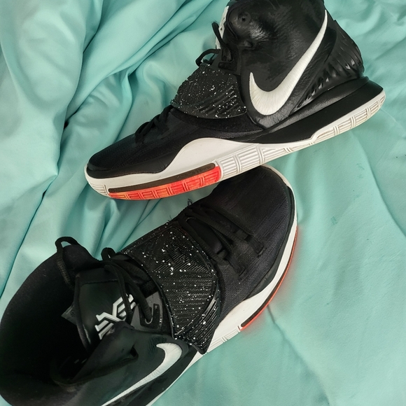 Nike kyrie - Picture 3 of 6
